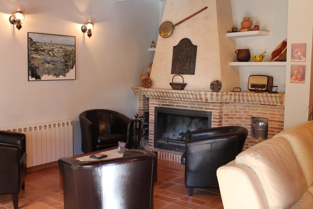 El Corral De Valero Guest House Valdealgorfa ภายนอก รูปภาพ