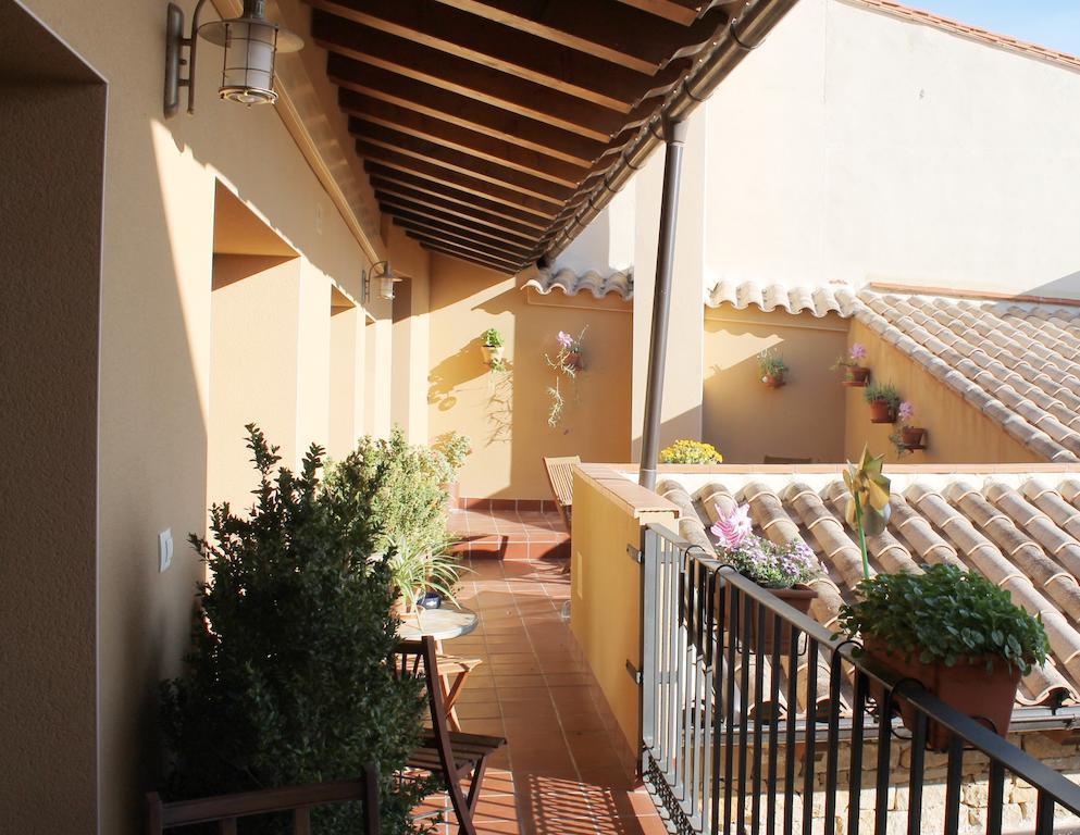 El Corral De Valero Guest House Valdealgorfa ภายนอก รูปภาพ